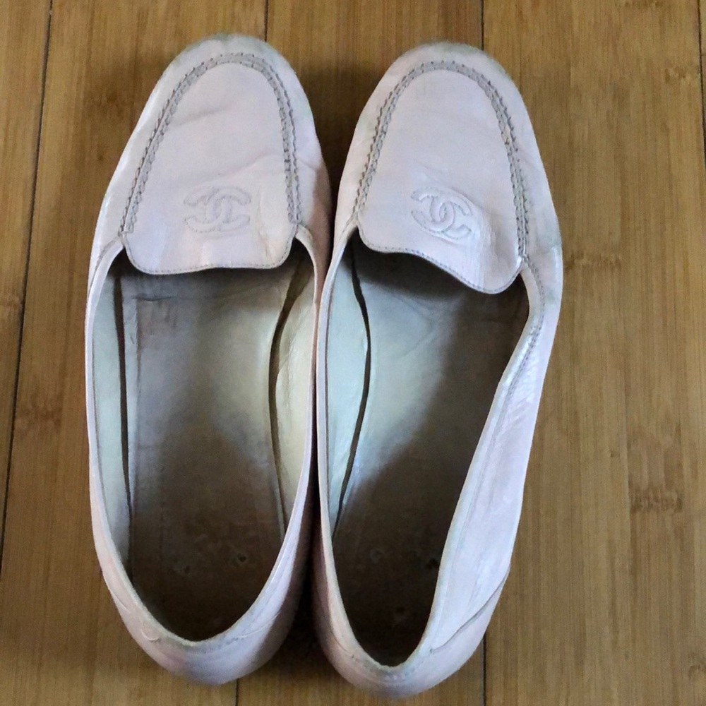 Embroidered Pink Chanel Flats - 38.5